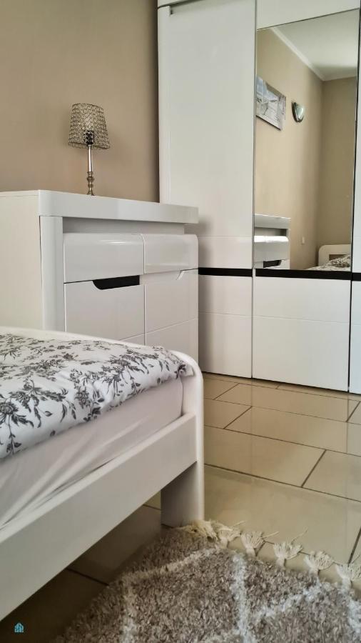 Pod Brzozami Apartamenty Chrobrego 53C 우스트 노리 모르스키 외부 사진